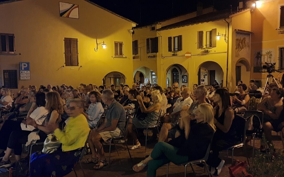 Otto spettacoli con “Sotto le stelle di Dozza: I Comici del Borgo”, per un’estate tutta da ridere